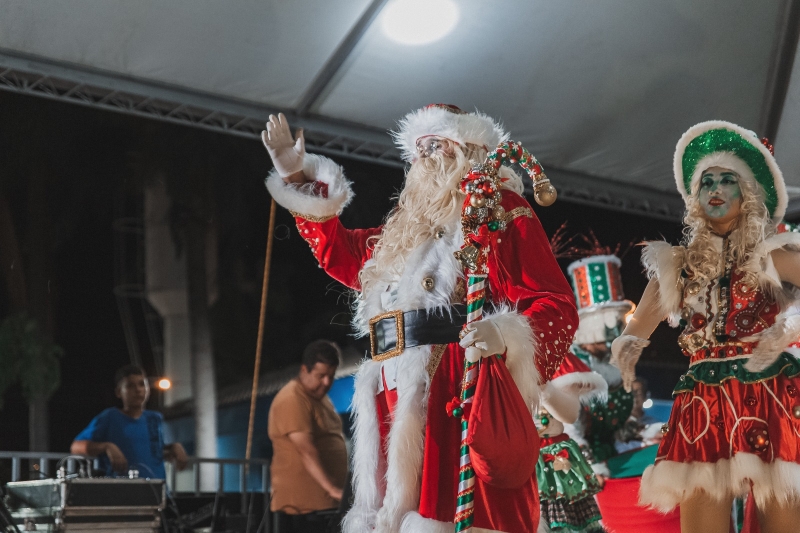 Papai Noel chega de rapel neste sábado na Moura Andrade