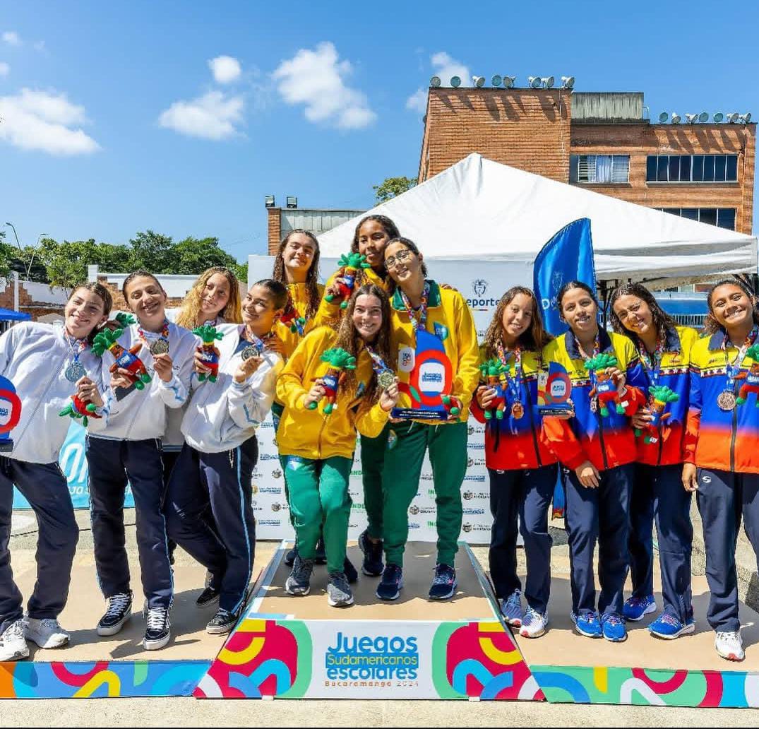 Andradina se destaca mais uma vez na natação