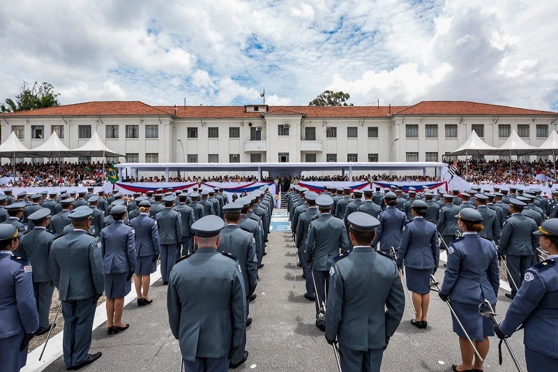 Governo de SP autoriza concurso para alunos-oficiais da Polícia Militar