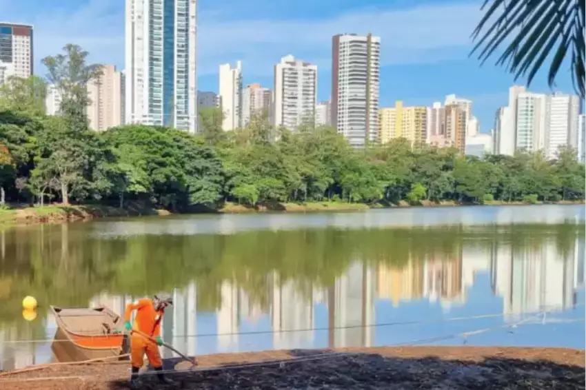 Fim dos tempos: Durante pescaria, pai ameaça jogar filho de 7 anos no lago