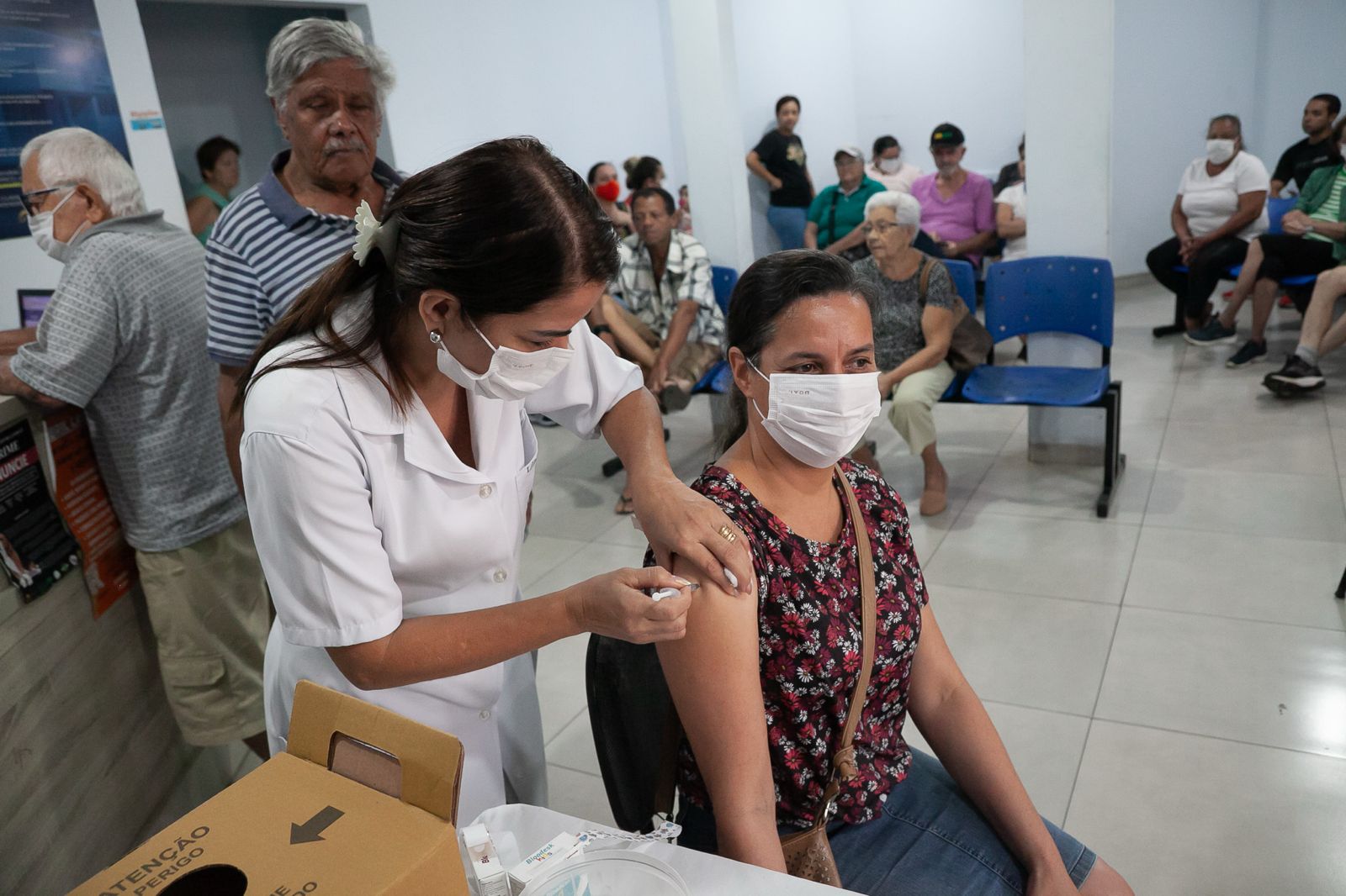 Dia D vacina quase 2 mil pessoas em Andradina