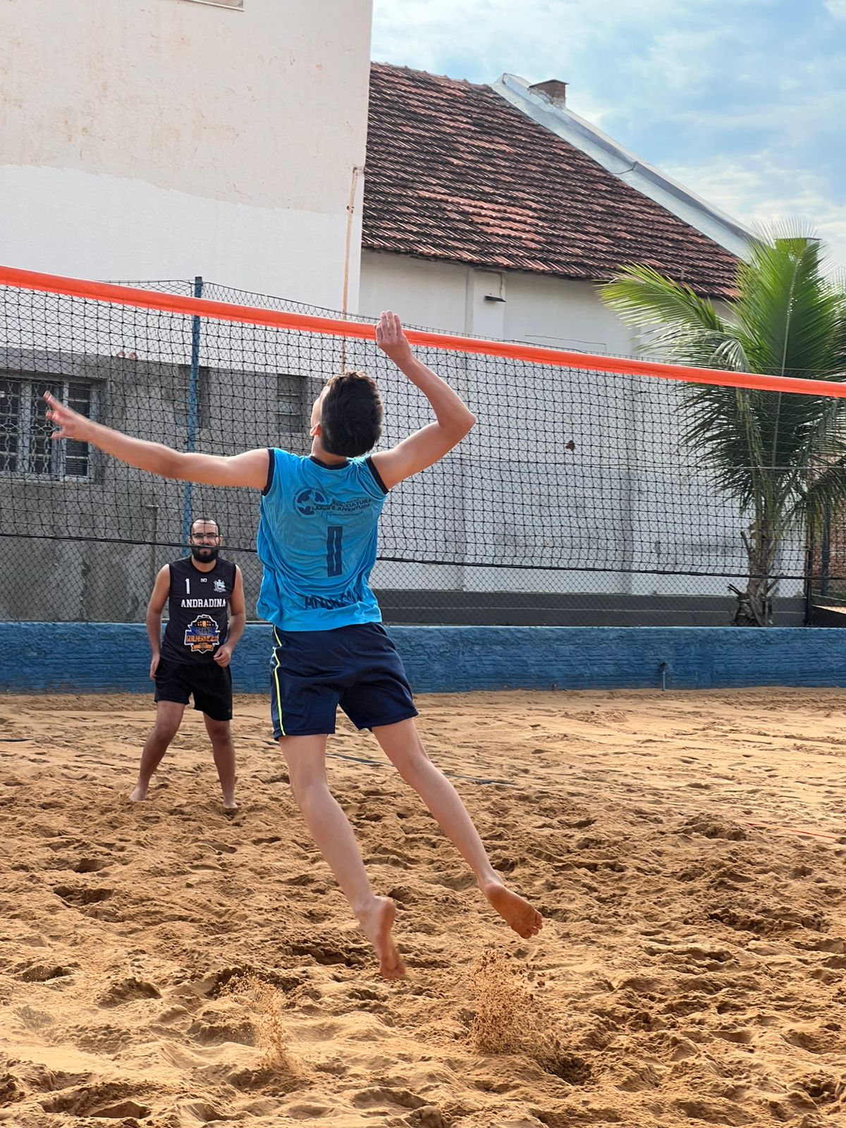 Circuito Sesc de Vôlei movimenta quadra de areia em Andradina