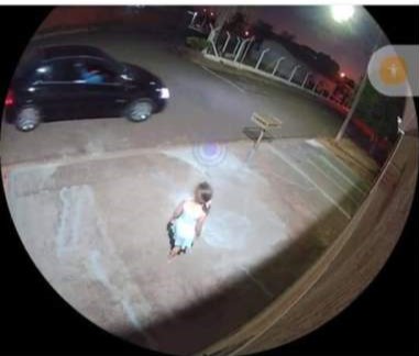 Moradora faz alerta após homem suspeito abordar crianças em frente de casa no bairro Santa Cecília em Andradina