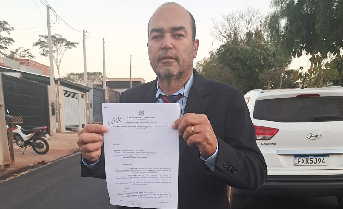 Vereador Rodarte dos Anjos acompanha entrega de obra de pavimentação na Rua José Gardim Neto