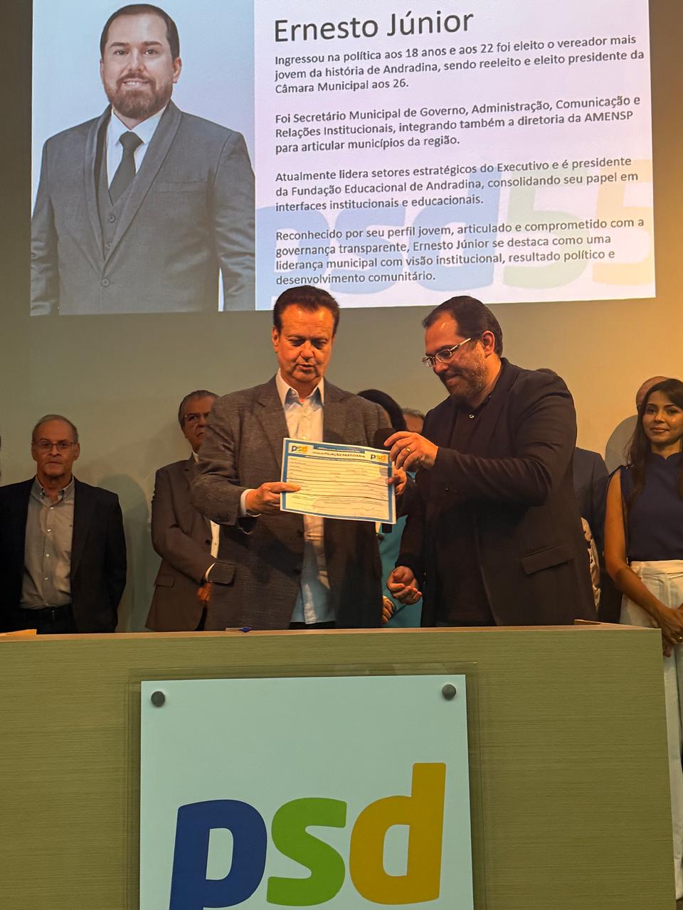 Ao lado Mário Celso, Ernesto Júnior assume liderança regional no PSD