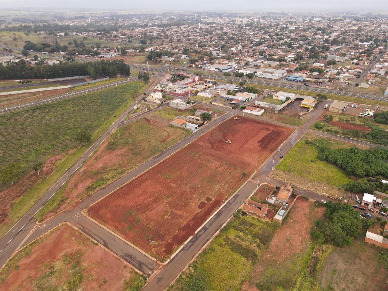 Centro poliesportivo da Vila Messias em Andradina é investimento em esporte, lazer e saúde