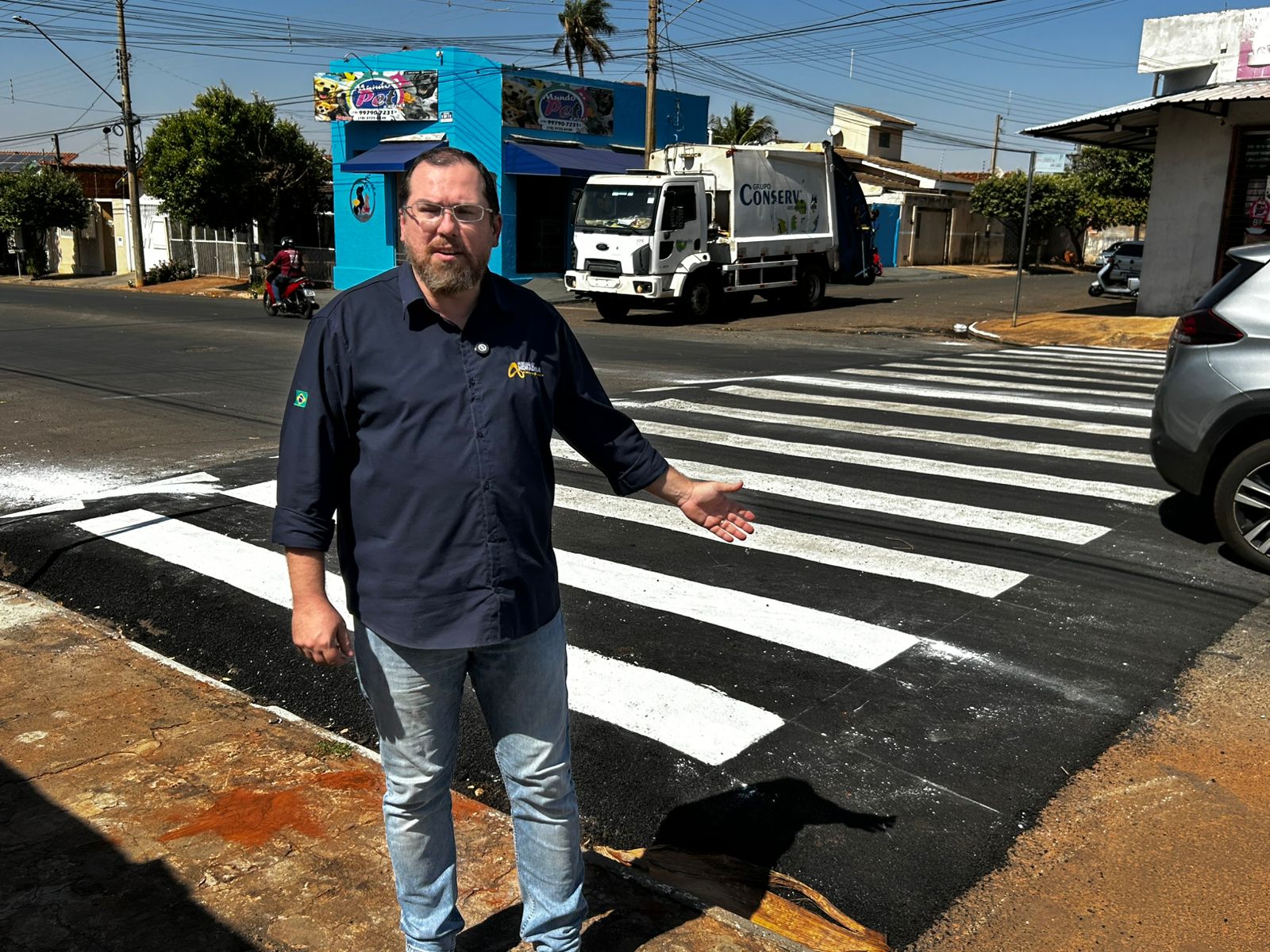 Prefeitura de Andradina instala faixas elevadas na Rio Grande do Sul