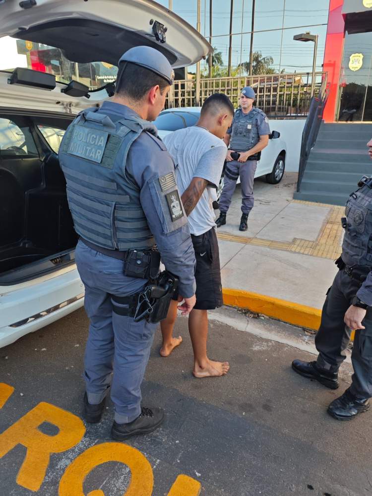 Homem é preso por tráfico de drogas em Andradina