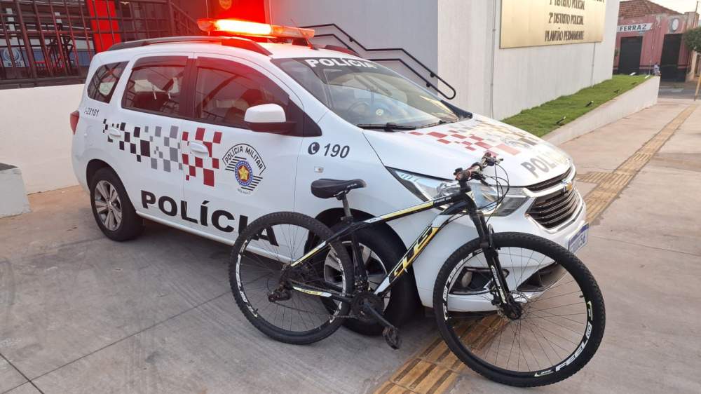Polícia Militar prende dupla por furto e receptação de bicicletas em Andradina