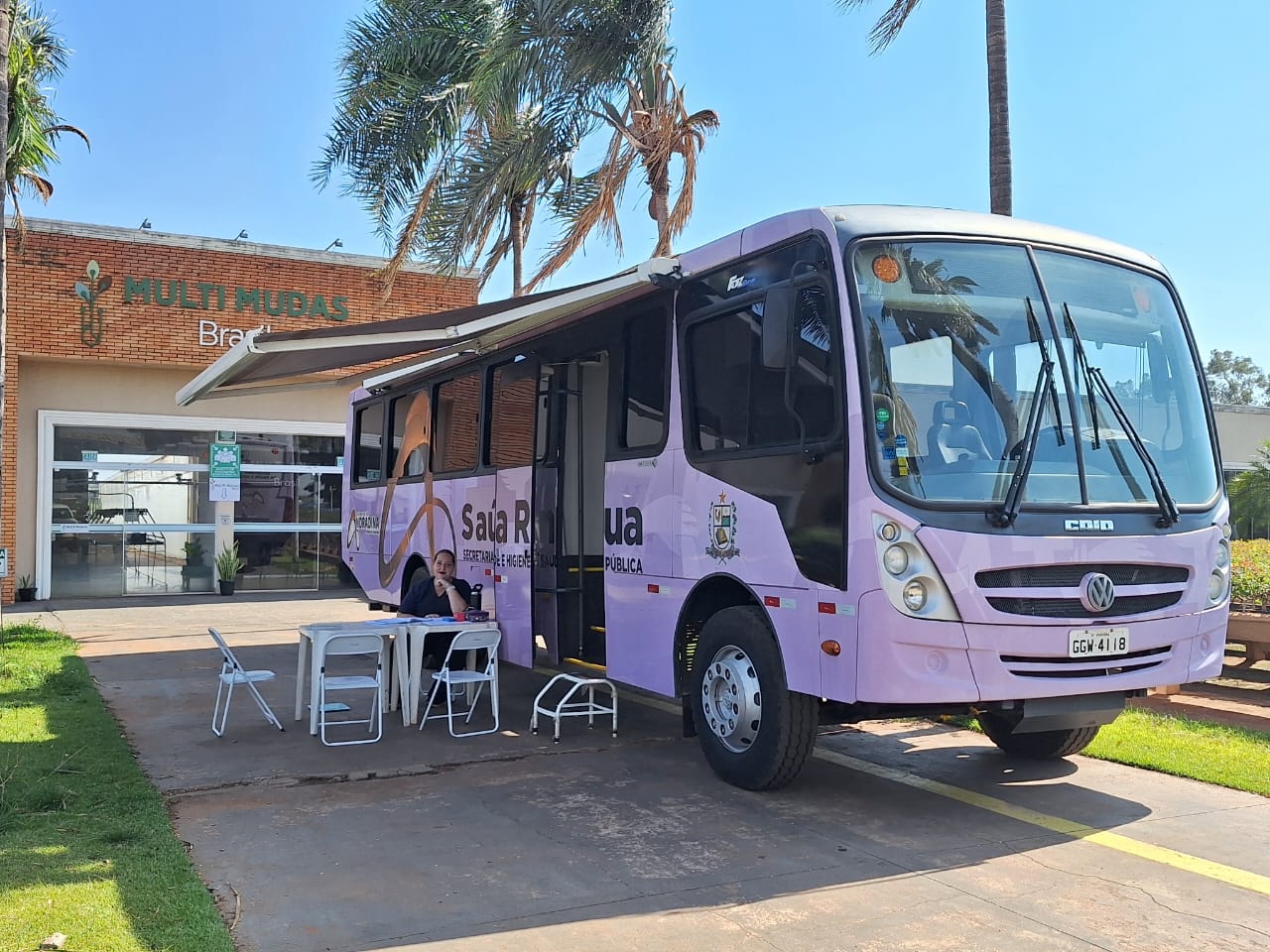 Ônibus da Saúde leva exame preventivo até trabalhadoras da Multi Mudas