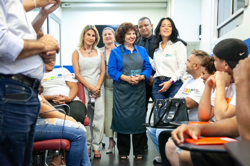 Primeira-dama do Estado visita Andradina e destaca ações de capacitação profissional