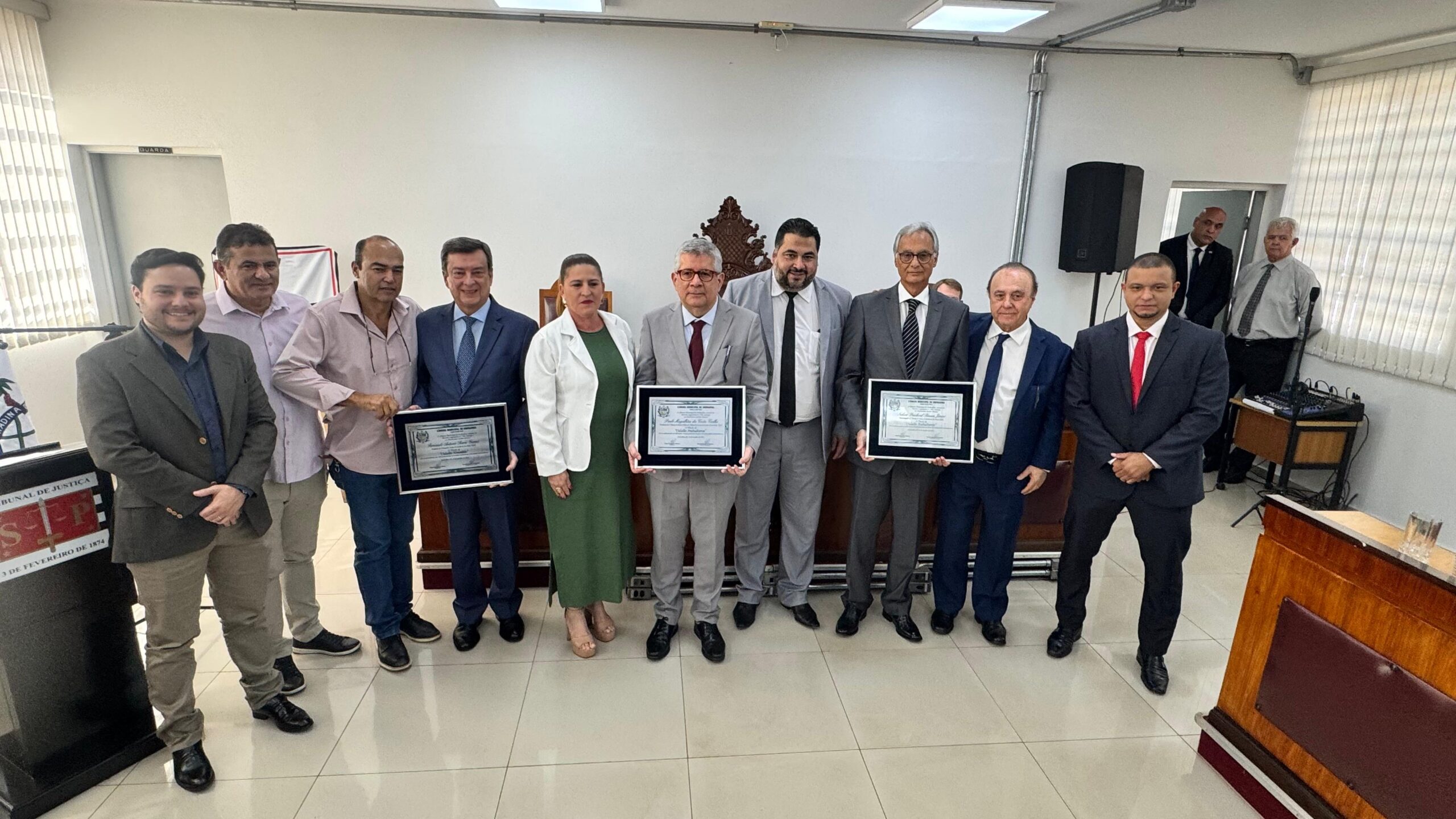 Presidente do Tribunal de Justiça de São Paulo recebe Título de Cidadão Andradinense em visita ao Fórum de Andradina