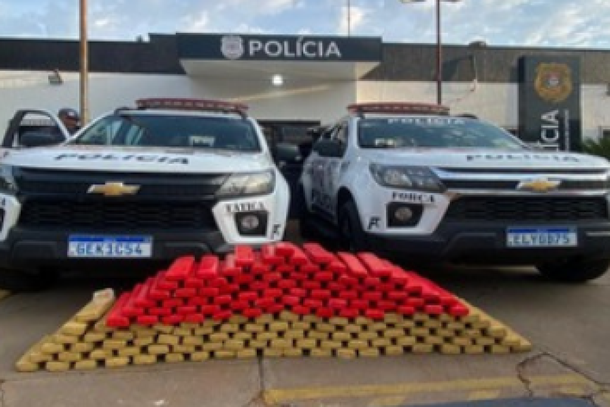 Polícia Militar detém três pessoas com 164 tijolos de maconha em Castilho