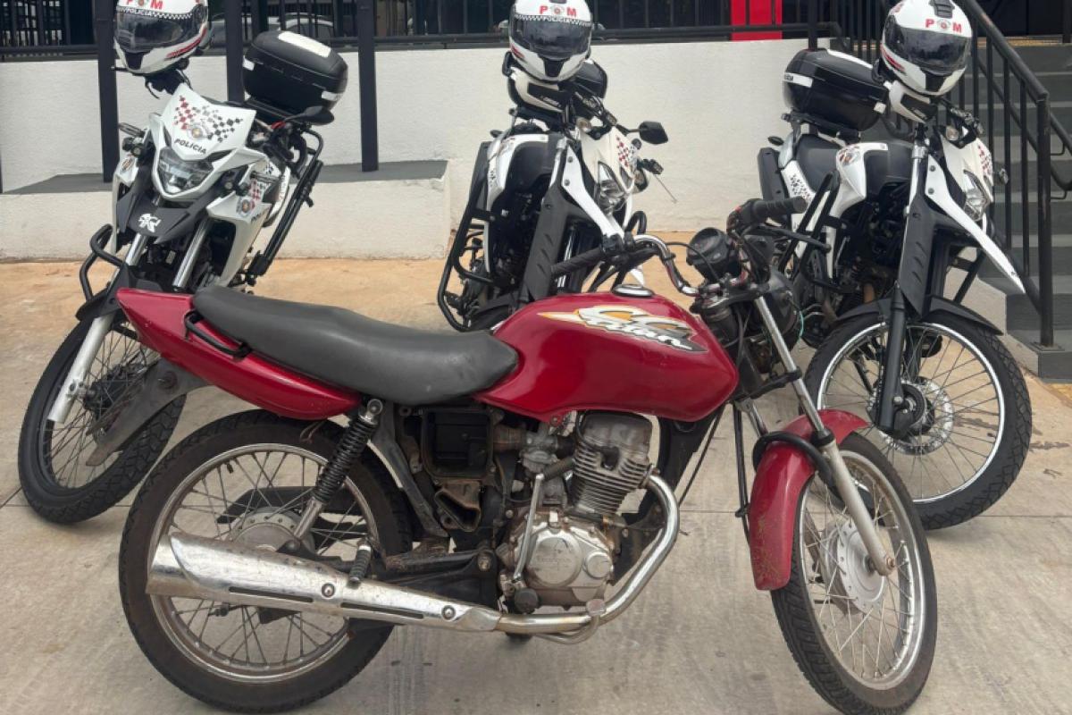 Polícia recupera moto furtada e detém mulher por receptação em Andradina