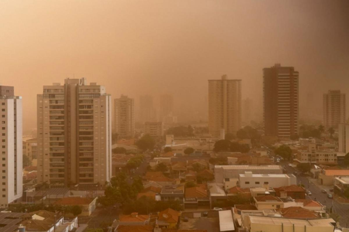 Tempestade ameaça região de Araçatuba com ventos de 90 km/h