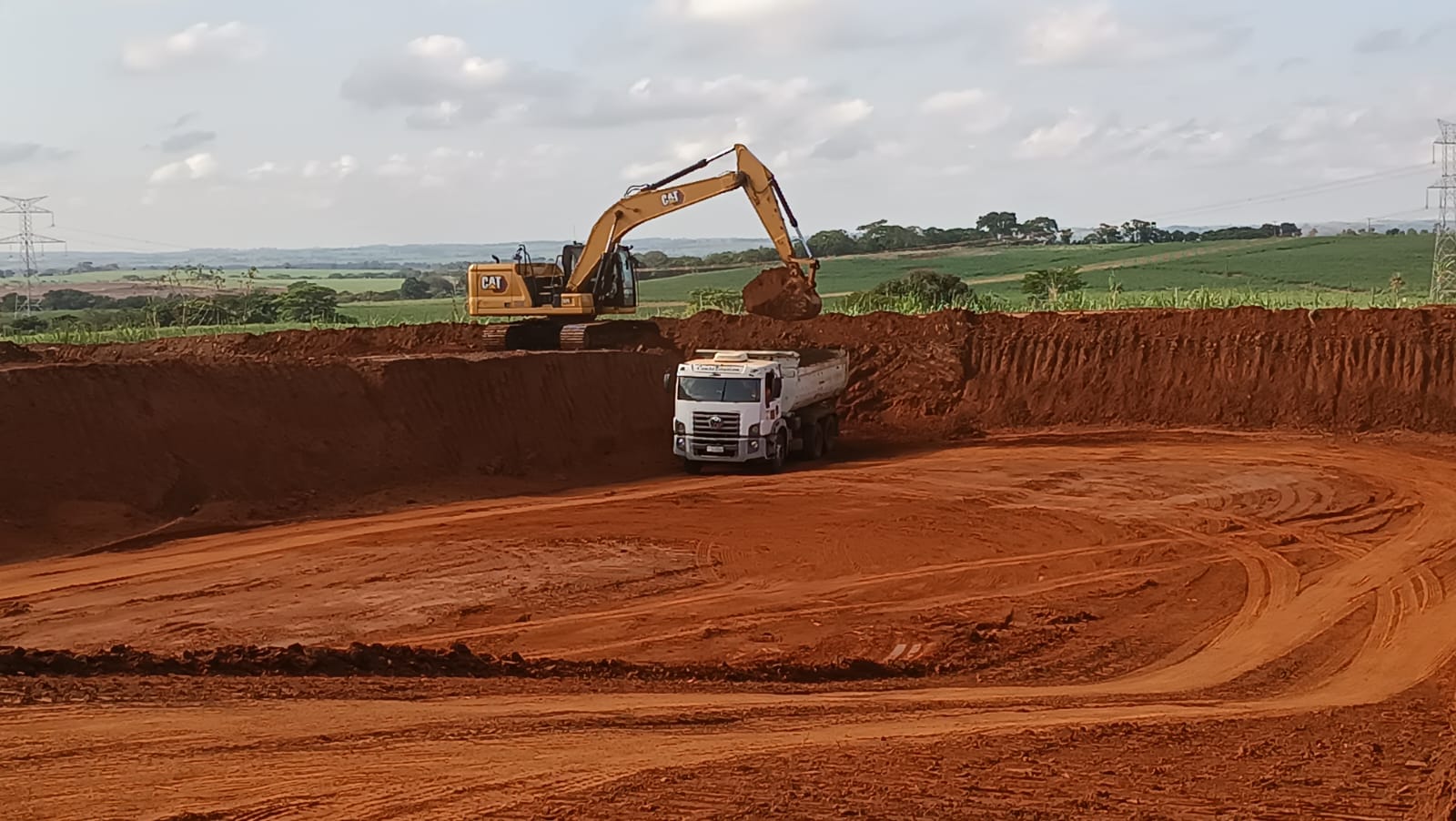 Ligação asfaltada entre Andradina e Castilho avança e reforça mobilidade