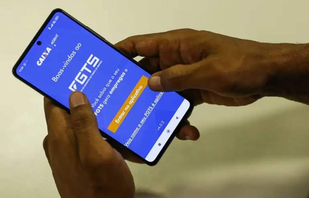 FGTS: Novas regras derrubam em 80% antecipação do saque-aniversário; parlamentares articulam reversão das normas