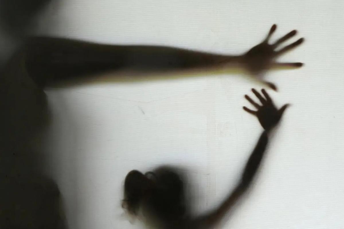 Homem é detido por suspeita de abuso contra menina de 11 anos