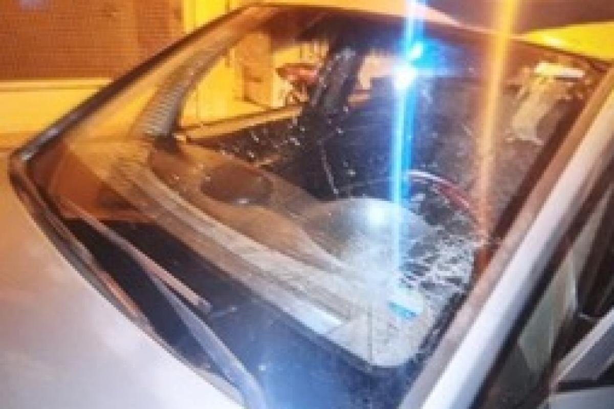 Ataque, ameaça e vandalismo: homem preso por violência doméstica