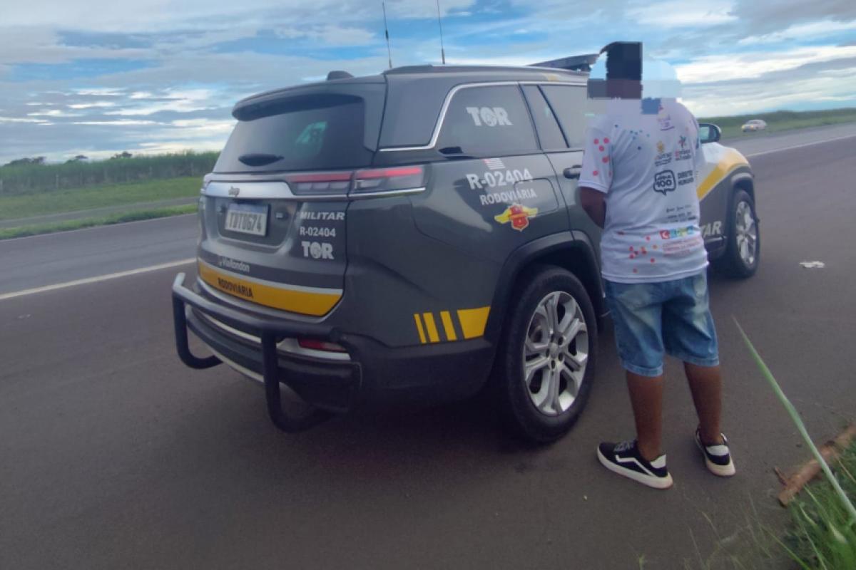 Polícia Rodoviária prende foragido durante operação em Castilho