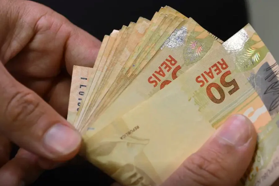 Seguro-desemprego é reajustado e teto passa para R$ 2.518,65