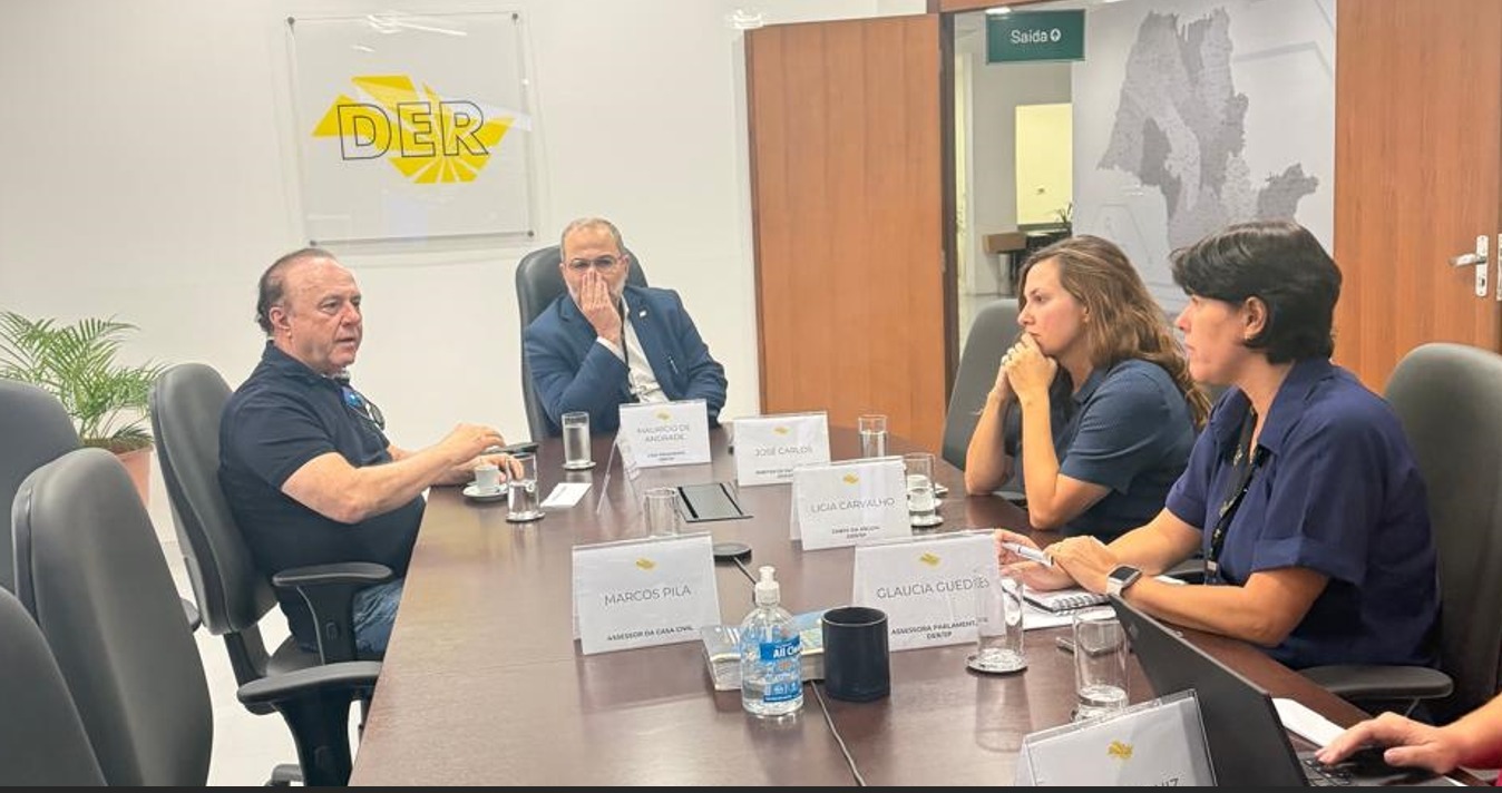 Prefeito anuncia duplicação da Integração em reunião com o DER