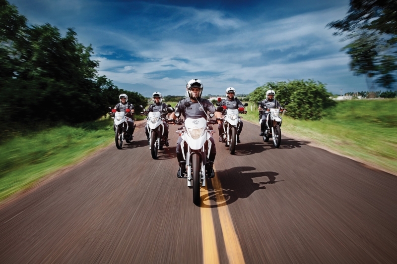 Trânsito mais seguro: 70 motociclistas são multados em 2026 durante operação em Andradina