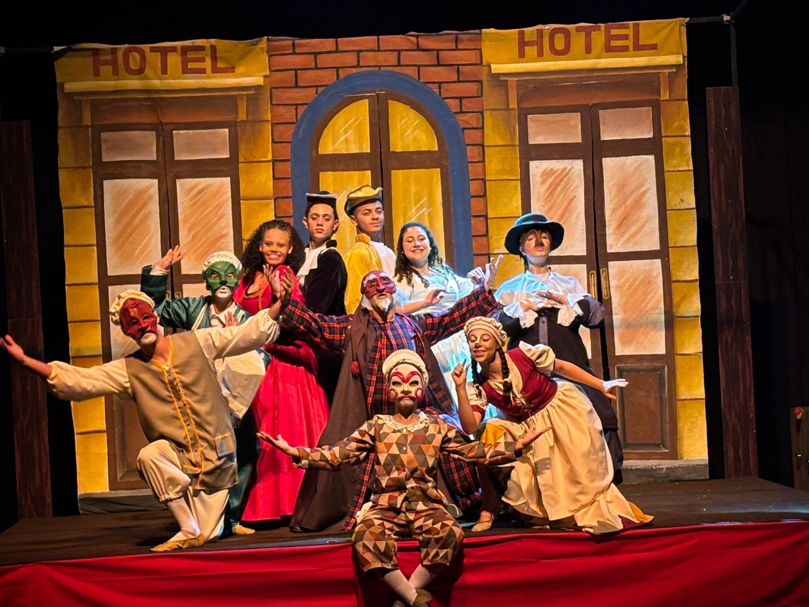 Grupo de Apoio do SBT apresenta comédia clássica e promete noite de humor em Andradina