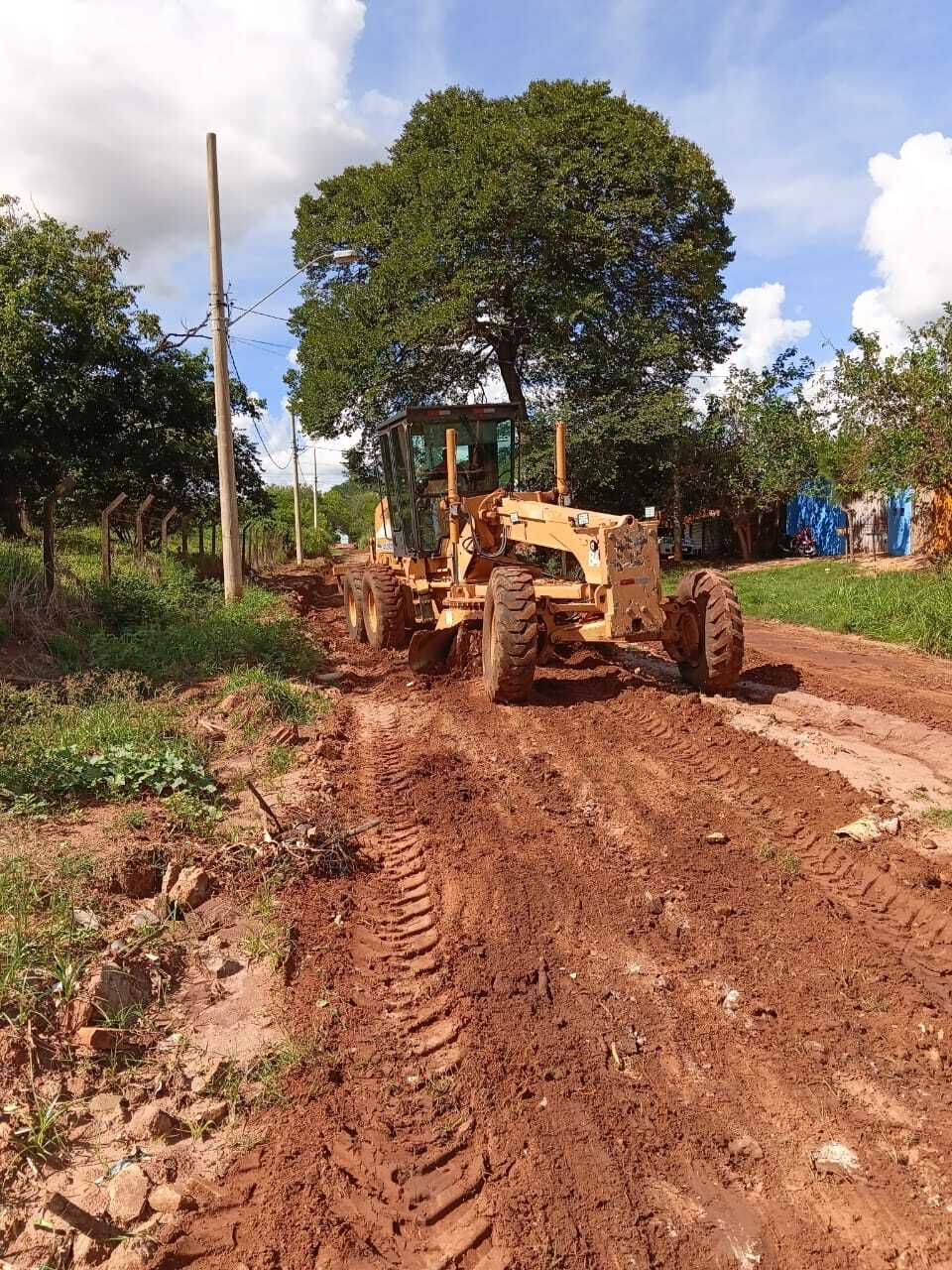 PREFEITURA DE ANDRADINA FAZ RECUPERAÇÃO DE RUAS EM DIVERSOS BAIRROS