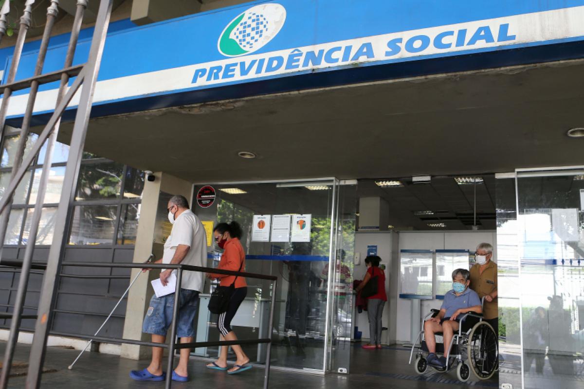 INSS muda regra e trava pedidos repetidos de benefício; entenda