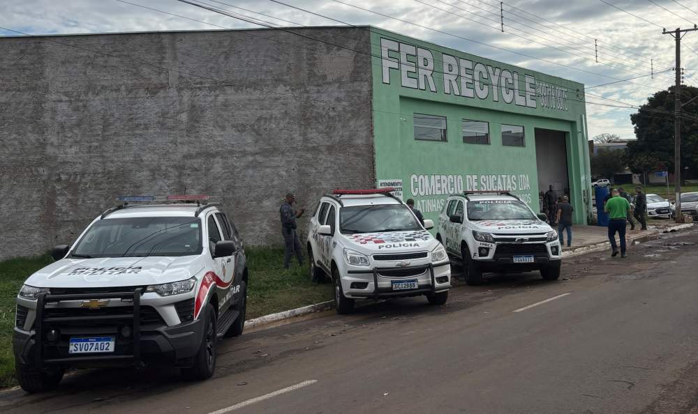 Após denúncias sobre cortes de cabos, polícia apreende quase 3 toneladas de fios e prende suspeito por receptação em Andradina