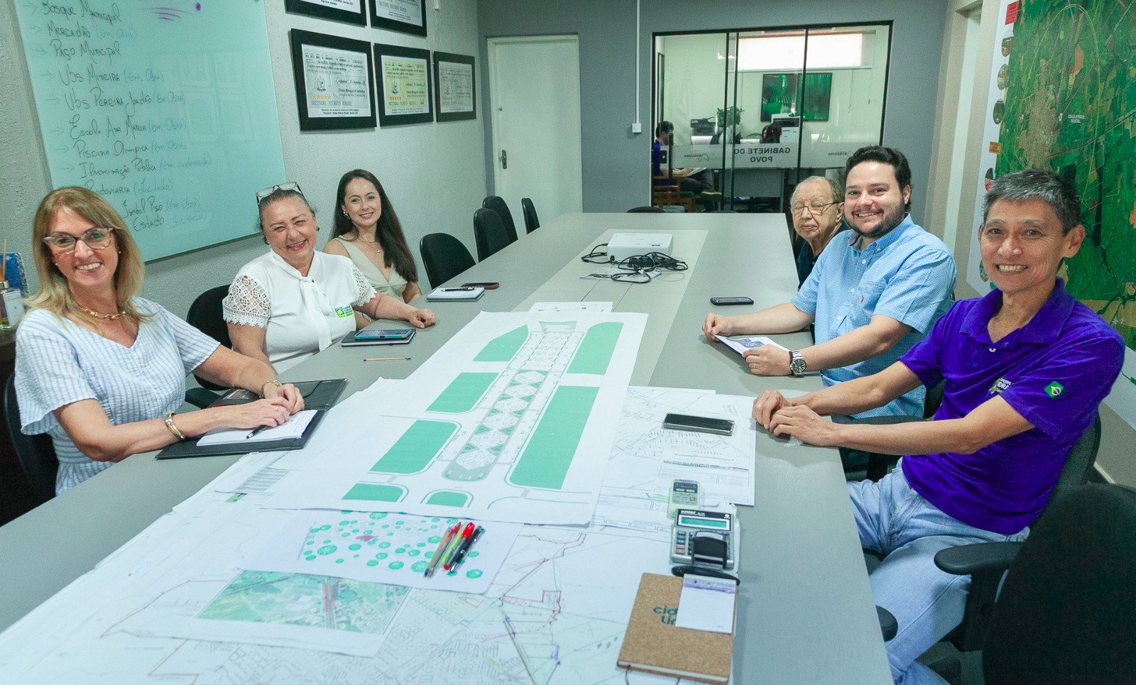 Prefeitura de Andradina debate ações do desenvolve SP e programa 50km para impulsionar economia local
