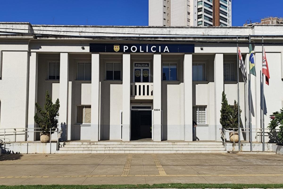 Jovem denuncia ofensa racial após ser chamada de 'macaca'