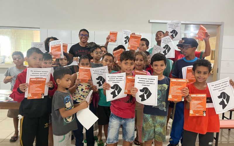 Abril Laranja: A importância de educar as crianças sobre a proteção animal