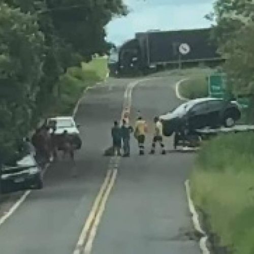 Acidente com vítimas no acesso da Bandeirantes com Marechal Rondon