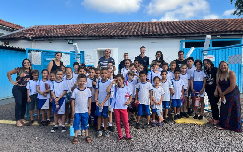 Visita à Escola Rural Educador Paulo Freire na "Operação de Tratamento de Água"