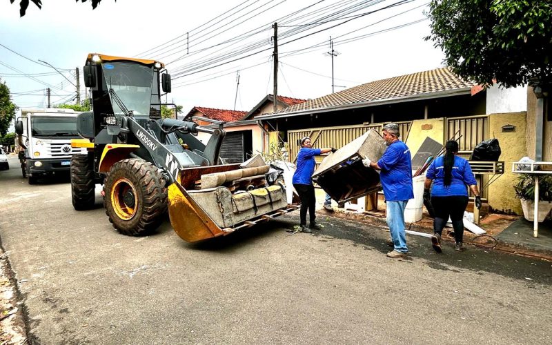 Prefeitura inicia mutirão “Andradina Limpa” na região mais populosa da cidade