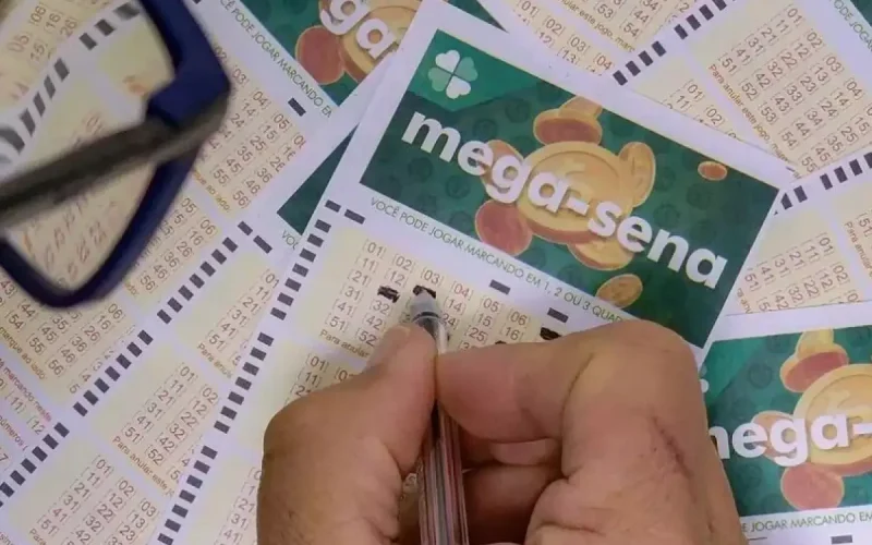 Mega-Sena acumula novamente e prêmio principal chega a R$ 55 milhões