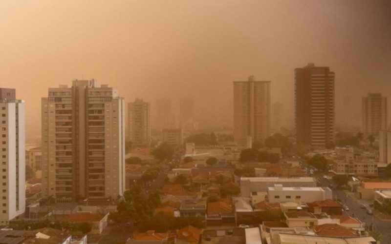 Tempestade ameaça região de Araçatuba com ventos de 90 km/h