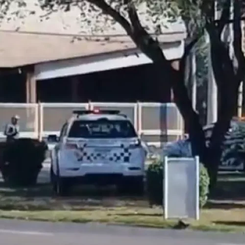Juiz aposentado com mulher nua atropela ciclista