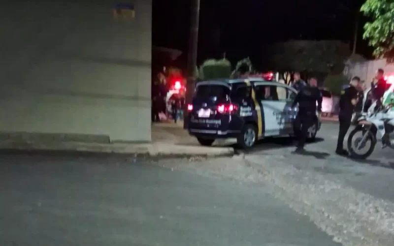 Professora é esfaqueada pelo próprio filho em surto