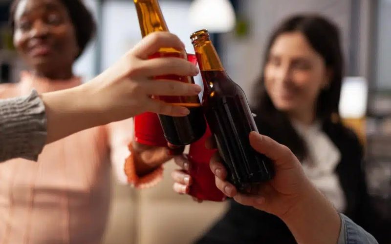 Reunião define medidas para conter desordem no entorno de bares