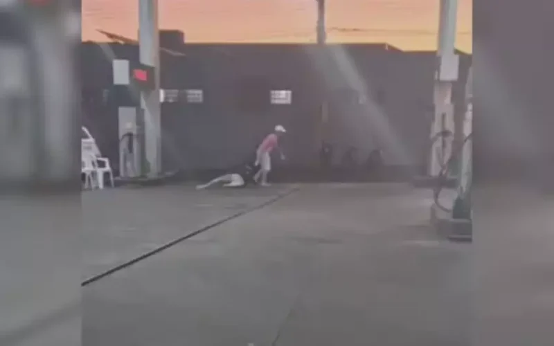 Homem é preso após espancar e arrastar mulher em posto