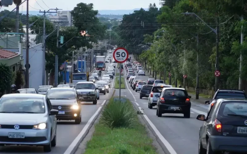 Fim da obrigatoriedade da autoescola deve gerar R$ 9 bi ao ano