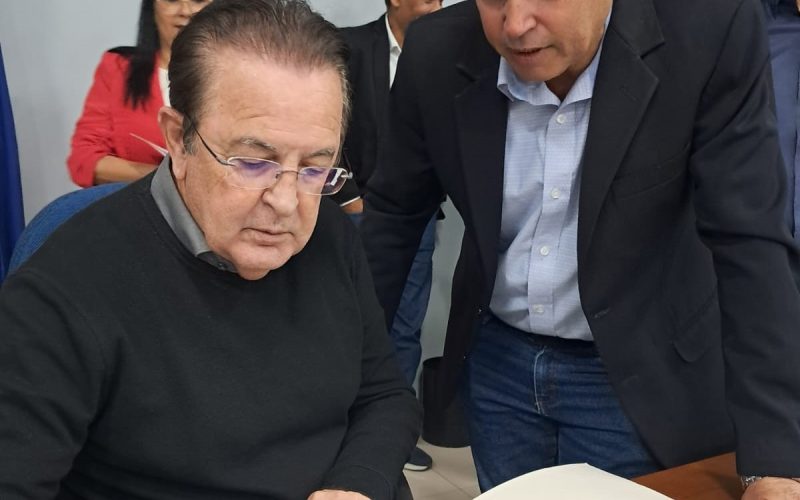 Rodarte dos Anjos busca investimentos para Andradina em Ilha Solteira