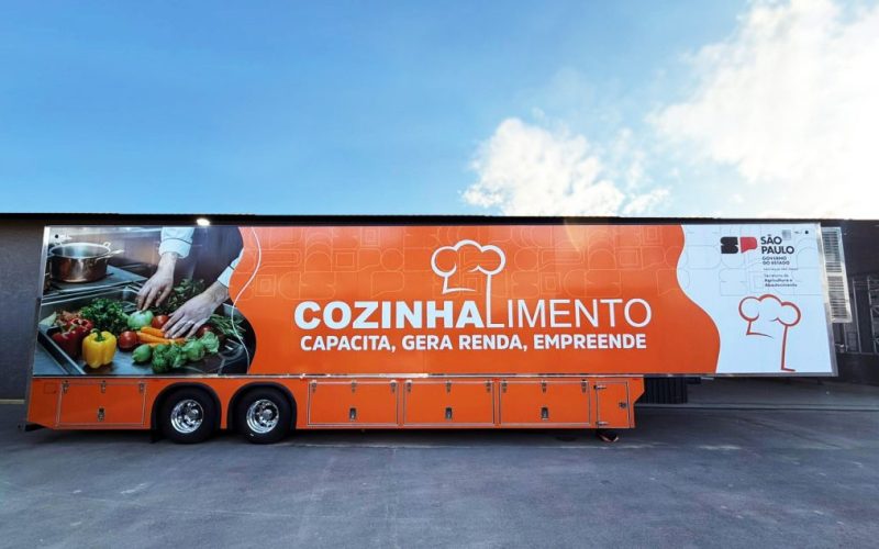 Carreta do Cozinha Alimento vai estar na Praça Moura Andrade em Andradina