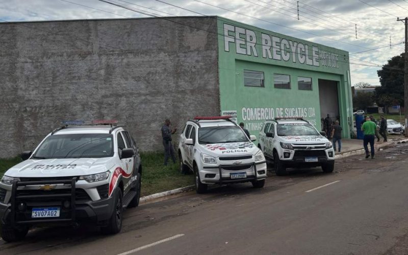 Após denúncias sobre cortes de cabos, polícia apreende quase 3 toneladas de fios e prende suspeito por receptação em Andradina