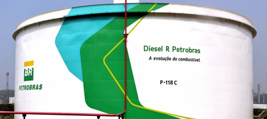 Petrobras anuncia redução de R$0,35 no preço do óleo diesel