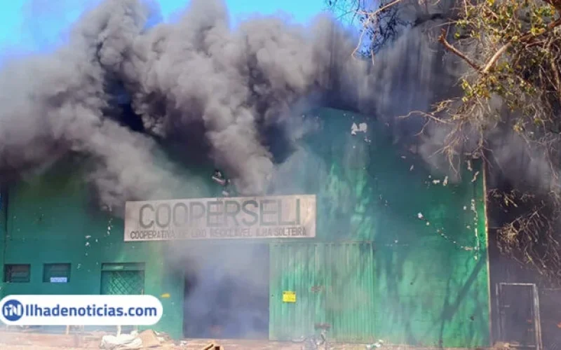 Incêndio destrói Cooperativa de Reciclagem em Ilha Solteira; Coleta seletiva pode ser afetada