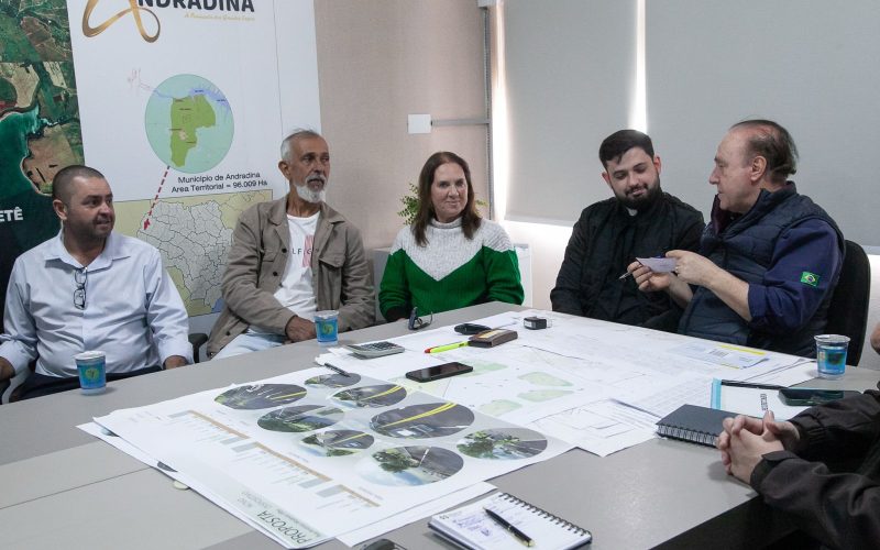 Prefeito de Andradina doa salário a Capela de São Paulo de Planalto